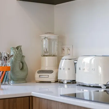 The Sassy Summit - Chic Comfort Views & Good Vibe Apartman *