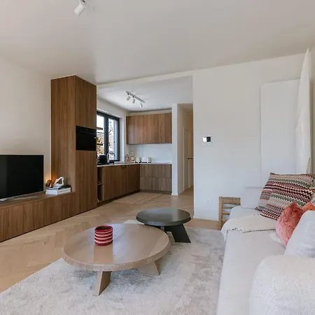 The Sassy Summit - Chic Comfort Views & Good Vibe Apartman Gent